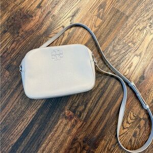 Tory Burch Thea Shoulder Bag in French Grey